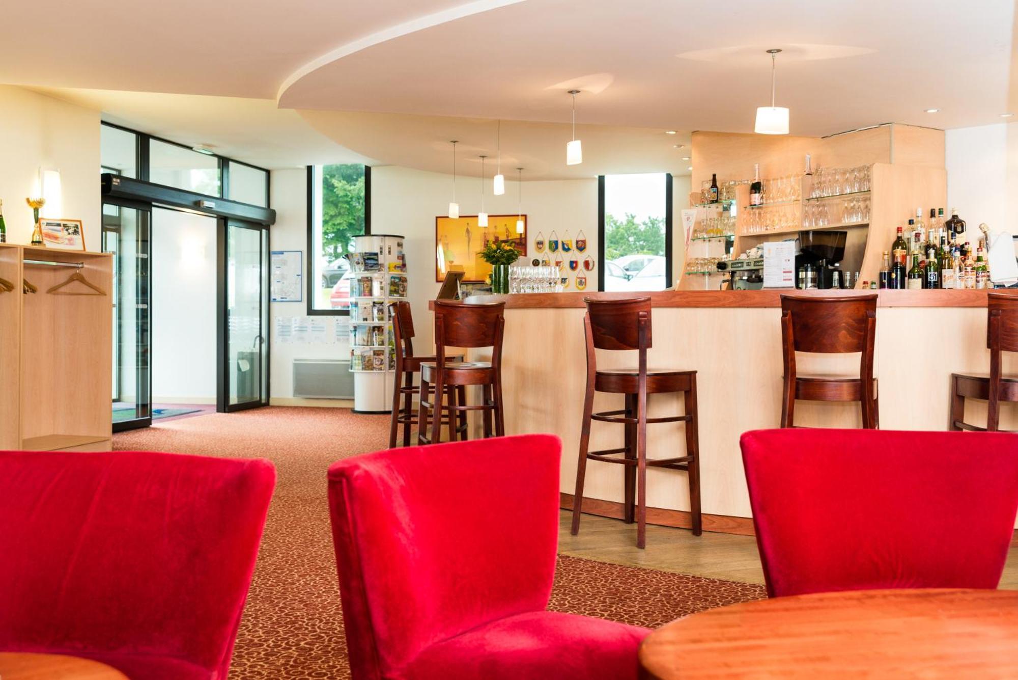 Brit Hotel Rennes Cesson Buitenkant foto