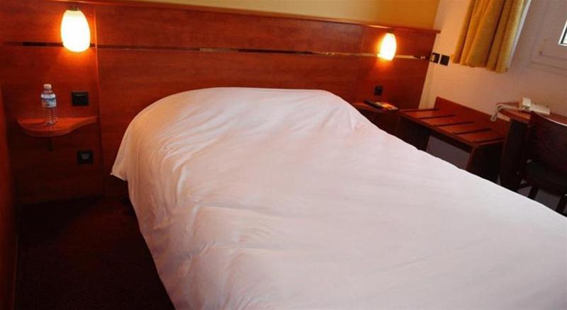 Brit Hotel Rennes Cesson Buitenkant foto